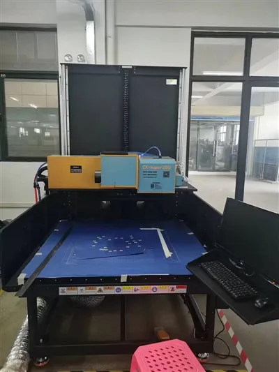 Marcatore laser di grande formato CO2